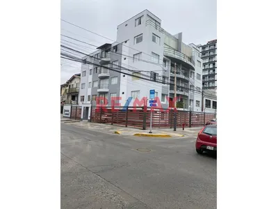 San Miguel · Frente A Parque / Vivir Frente A Un Parque, A Minutos De Todo Lo Que Una Familia Resuelve En El Día A Día.