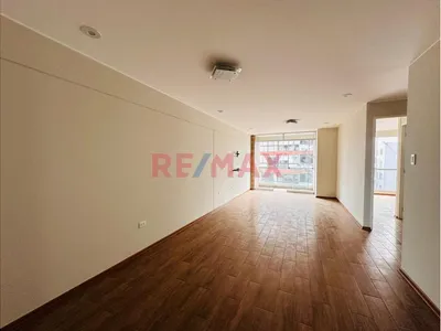 Venta De Departamento En Surquillo