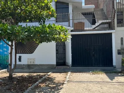 Venta de Casa en San Martín de Porres - Lima 3 Dormitorios 