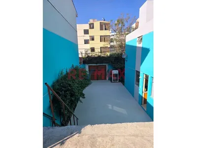 Casa En Urb. Cabaña María