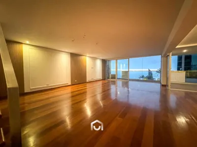 Venta de Departamento en Miraflores - Lima 4 Dormitorios