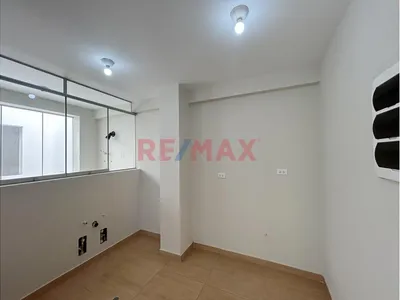 Departamento En Primer Piso Con Patio – Alameda Sur, Chorrillos