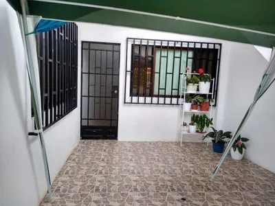Venta de Casa en - Contralmirante Villar 3 Dormitorios 