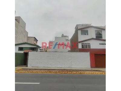 🏗️ Terreno De 265 M². 10.60 Ml De Frente En Av. Ramón Castilla – Surco, Hasta 5 Pisos