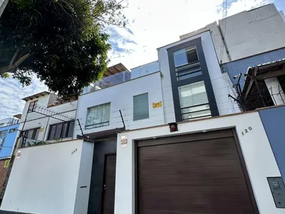 Venta de Casa en Miraflores - Lima