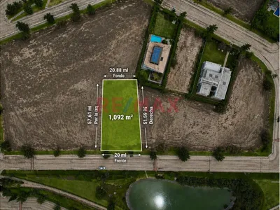 Terreno En Venta – La Quebrada, Cieneguilla | 1,092 M² | Vista Al Lago