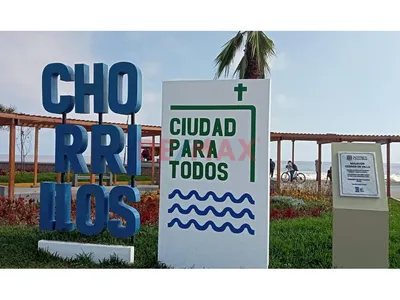 Venta De Linda Y Espaciosa Casa En Los Cedros De Villa, Chorrillos - ¡Tu Refugio Perfecto!"