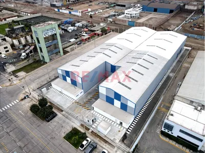 Local Industrial En Venta En Lurín De 3,180M2 Semi Implementado