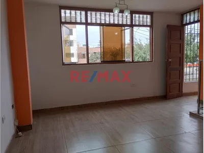 Se Alquila  Departamento En 2Do. Piso!