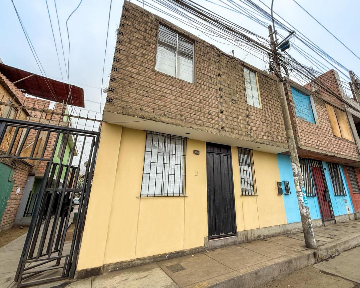 Venta de Departamento en Puente Piedra - Lima 4 Dormitorios 