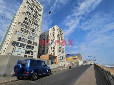 Departamento De 3H/2B/1Est En Condominio Frente Al Mar Costanera Uno