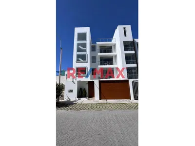 Departamento En Venta – Exclusiva Urbanización Privada