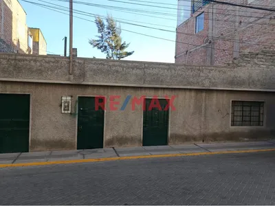 Venta De Casa Como Terreno