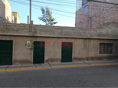 Venta De Casa Como Terreno