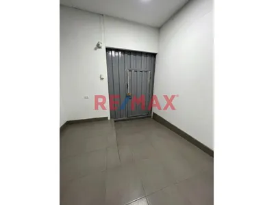Alquiler De Local / Almacén 72 M² En Surquillo – 1Er Piso Cerca Angamos