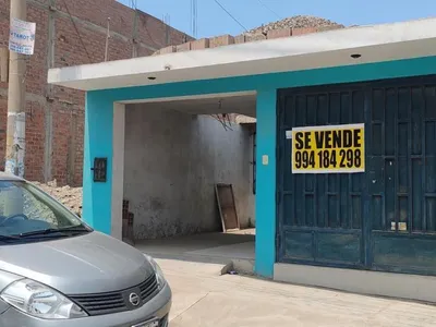 Venta de Casa en Santa Rosa - Lima 3 Dormitorios