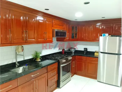 Se Vende Casa Edifico En Surco.