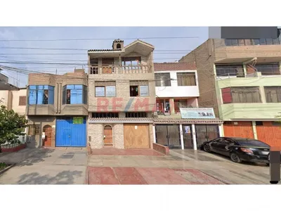 Venta de Casa en Comas - Lima 15 Dormitorios