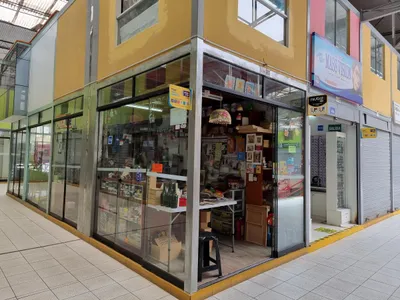Venta de Local Comercial en Jesús María - Lima 0 Dormitorio 