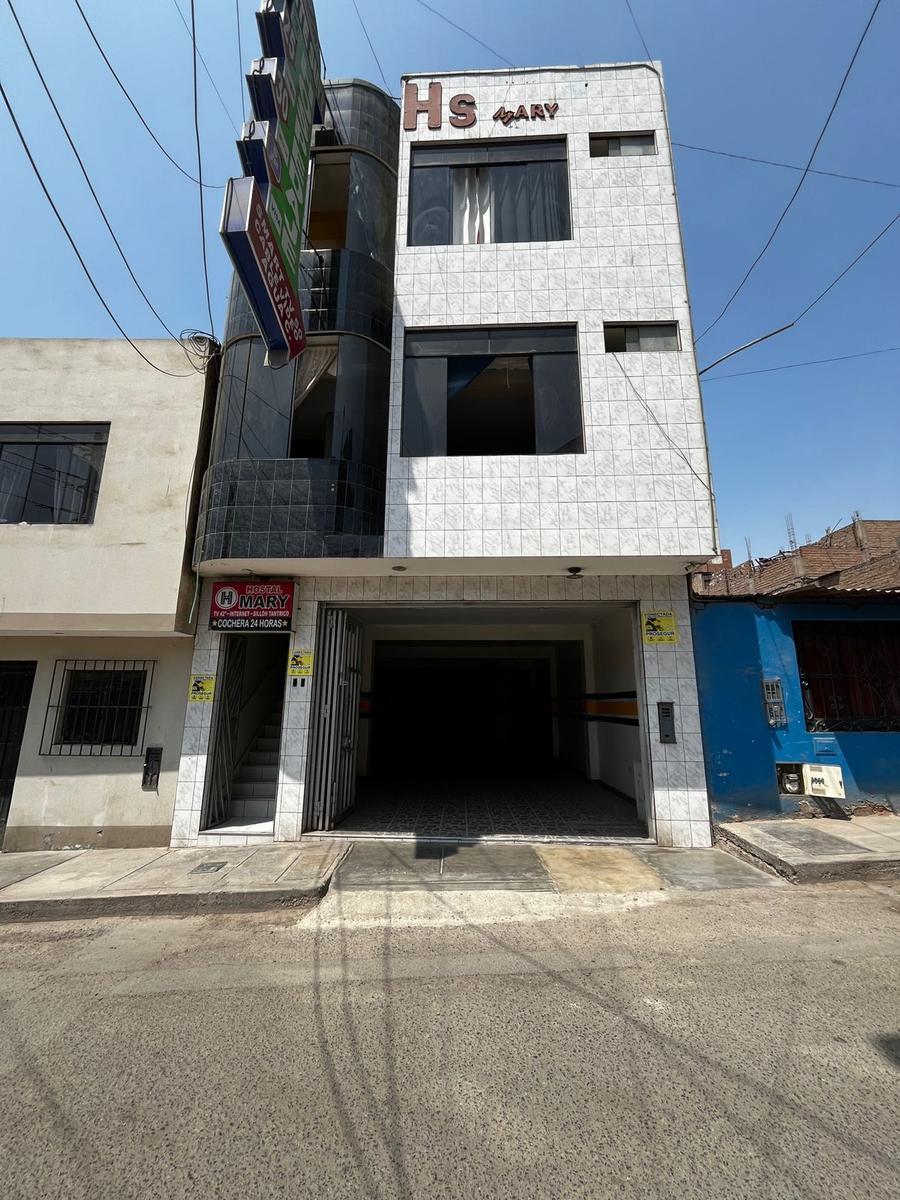 Venta de Local Comercial en Comas - Lima 8 Dormitorios 