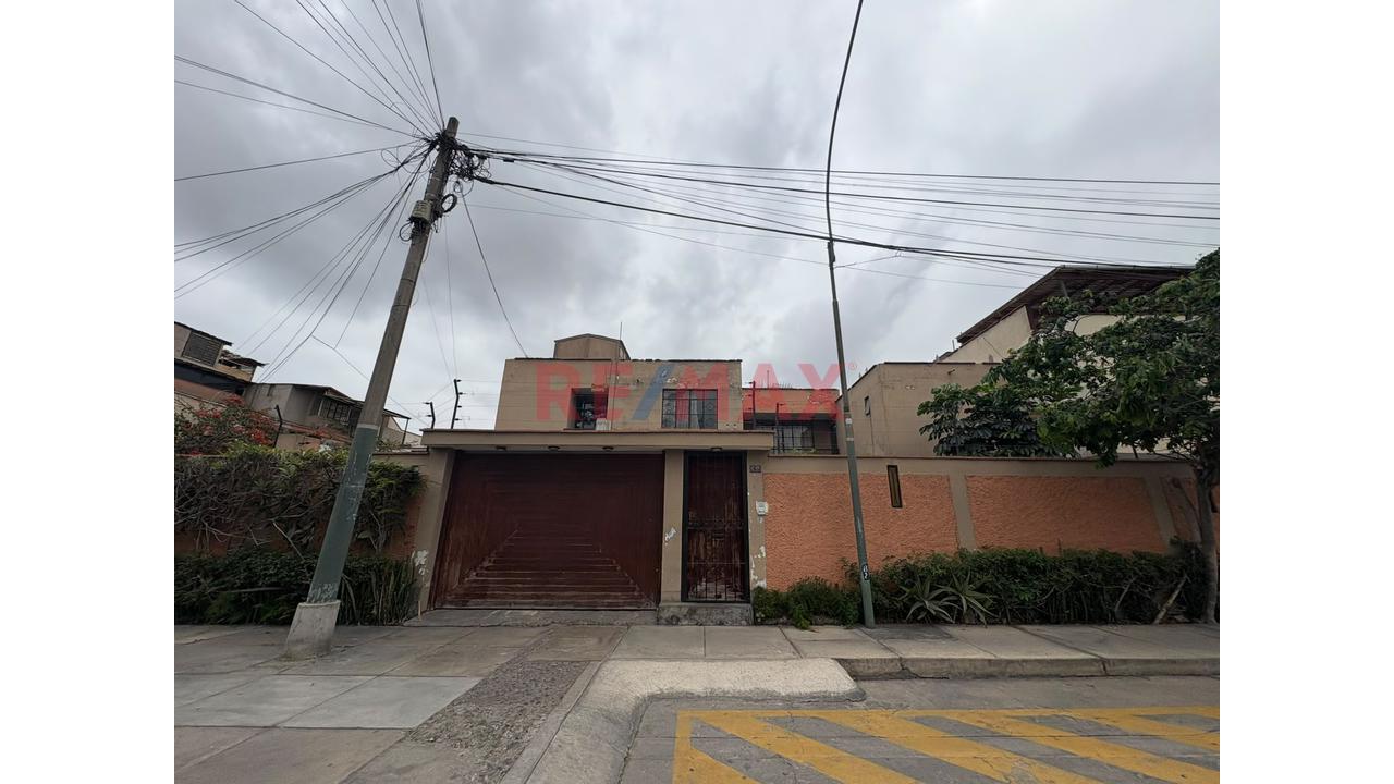 Casa En San Borja En Excelente Ubicacion