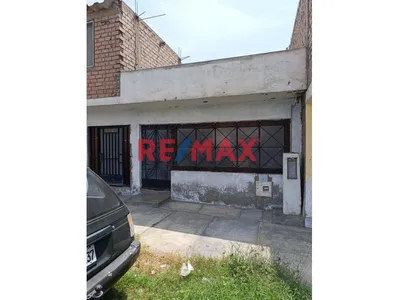 Atencion Inversionistas: Venta De Casa Como Terreno De 74 M2 - Distrito De Santa Rosa