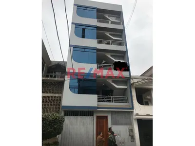 Se Vende Dos Departamentos Al Precio De Uno En Los Olivos
