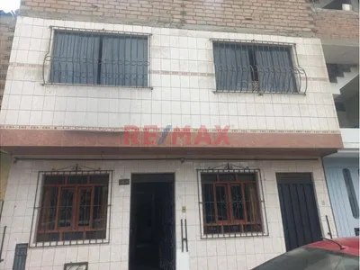 🏡 Casa De 3 Pisos En San Alberto – Los Olivos