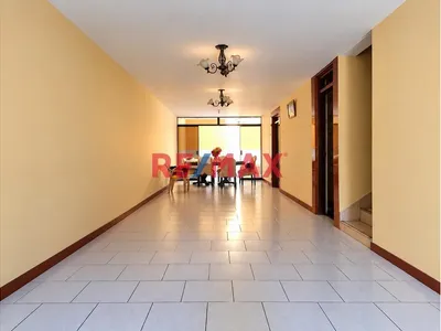 Casa En Venta En Horizonte De Zárate – Sjl | 6 Dormitorios | 4 Niveles
