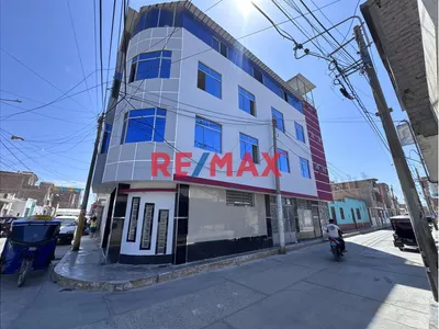 🏢✨Se Alquila Edificio En Esquina En El Corazón De Monsefú ✨🏢