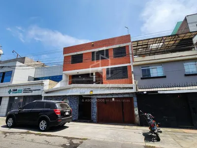 Alquiler de Local Comercial en San Miguel - Lima 20 Dormitorios 