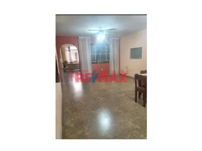 Se Vende Amplio Y Acogedor Duplex Con Azotea Totalmente Techada.