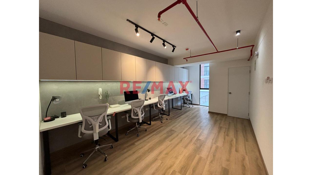 🏢✨ ¡Impulsa El Crecimiento De Tu Empresa En Un Espacio Diseñado Para El Éxito!