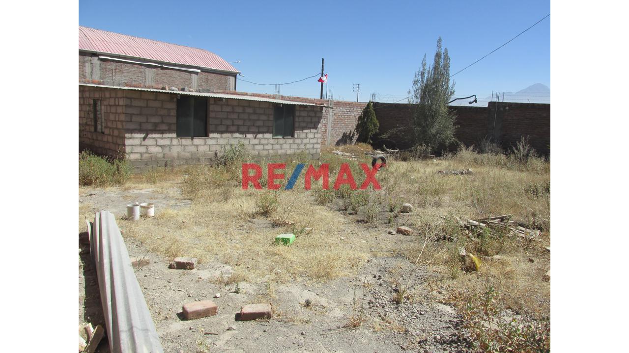 Venta De  Amplio Terreno Urbano En Mollebaya Bien Ubicado Y Cercado Listo Para Vivir