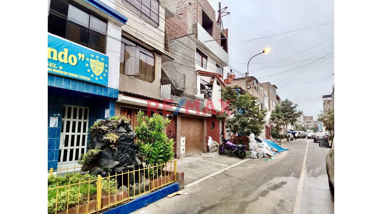 Venta De Departamento De 98M2 / Sicuani - Ate