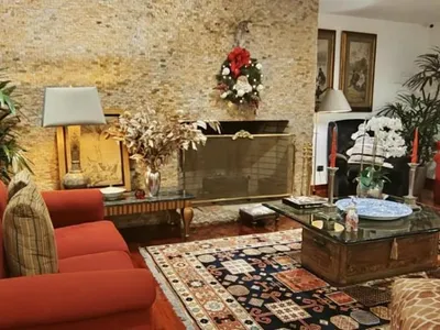Venta de Casa en Miraflores - Lima 5 Dormitorios