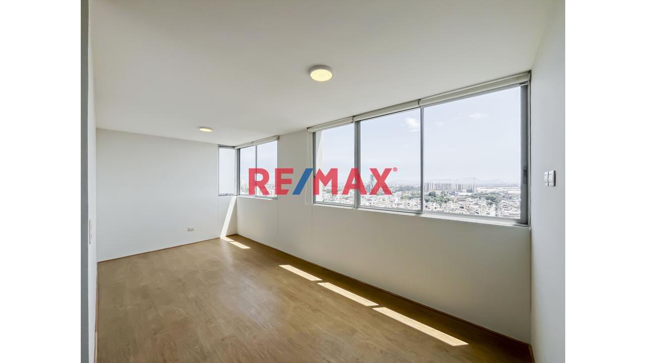 Departamento En Piso 14 Con Vista Panorámica – 3 Dormitorios – Cercado De Lima