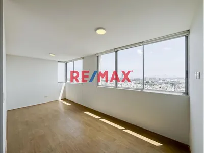 Departamento En Piso 14 Con Vista Panorámica – 3 Dormitorios – Cercado De Lima