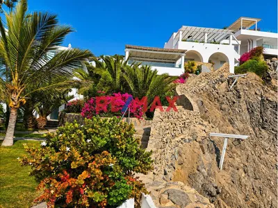 Venta Exclusiva Casa Frente Al Mar En Santa Maria Del Mar