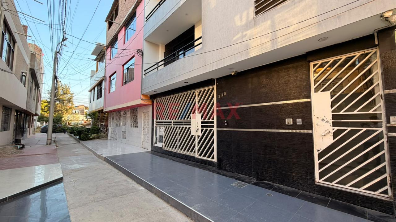 Departamento En Venta Urb. Villarreal Chiclayo
