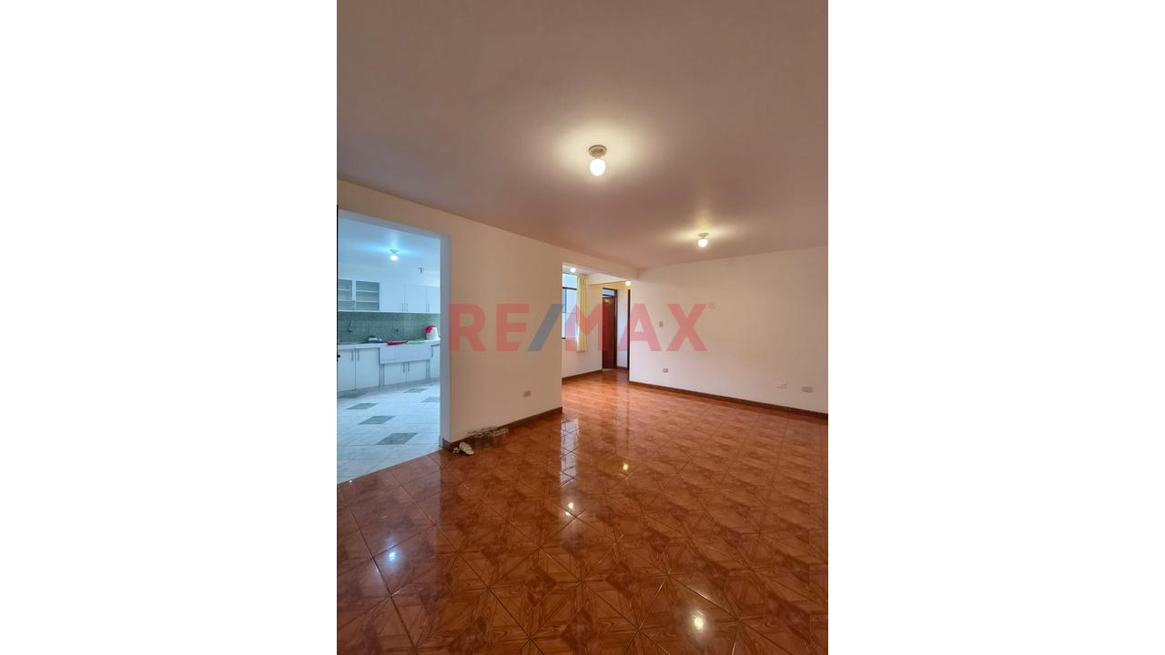 🏡 Departamento En Venta En Santiago De Surco – Urb. Los Parrales