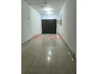 Local Comercial En Alquiler – Av. Pirámide Del Sol