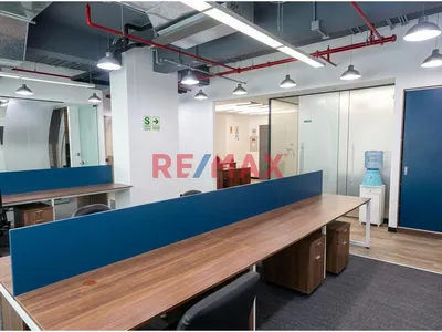 Oficina Amoblada En Jesus Maria De 113 M² Con 2 Baños Y 2 Cocheras