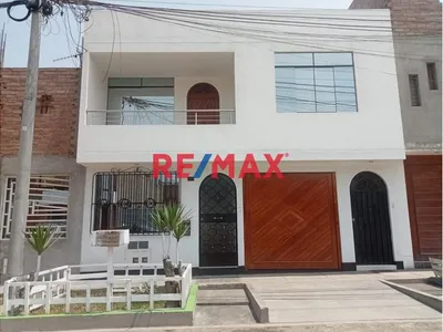🏡 Venta De Casa De 2 Pisos + Azotea En Urb. Santo Domingo - Carabayllo