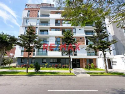 Venta de Departamento en Santiago de Surco - Lima 3 Dormitorios