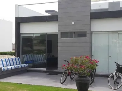 Casa de Playa en venta · Asia · 290 m², 5 dorm.