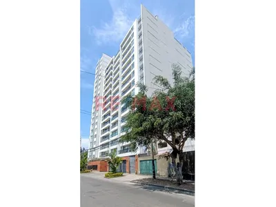Alquiler Departamento 2 Dorm + Escritorio En Barrio Médico
