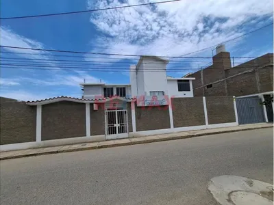 Alquiler de Local Comercial en - Chiclayo 5 Dormitorios 