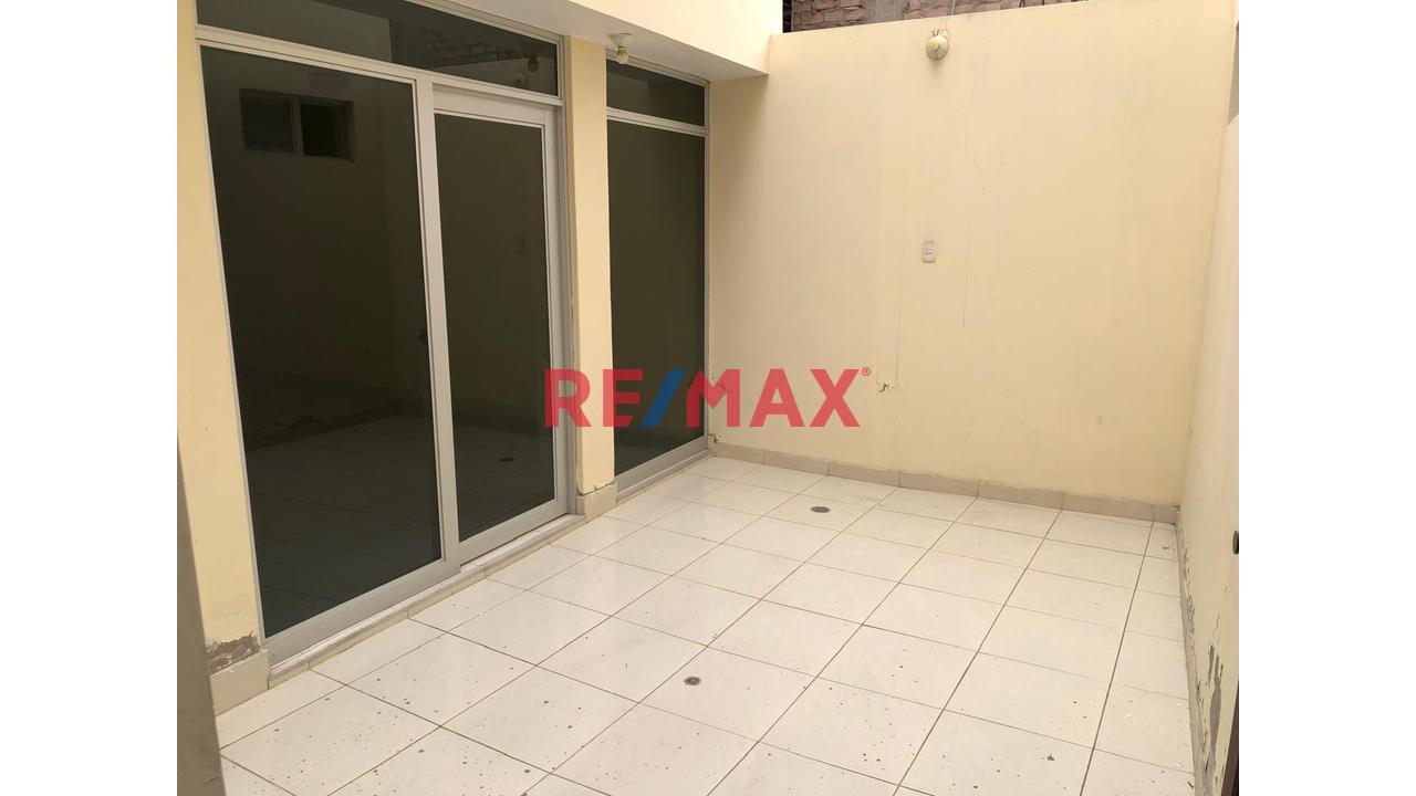 Venta Dúplex Independiente Con Patio Privado Y Gran Potencial De Terraza! 🏡✨