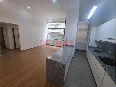 Venta Departamento De Estreno En Chacarilla En Primer Piso No Se Paga Alcabala